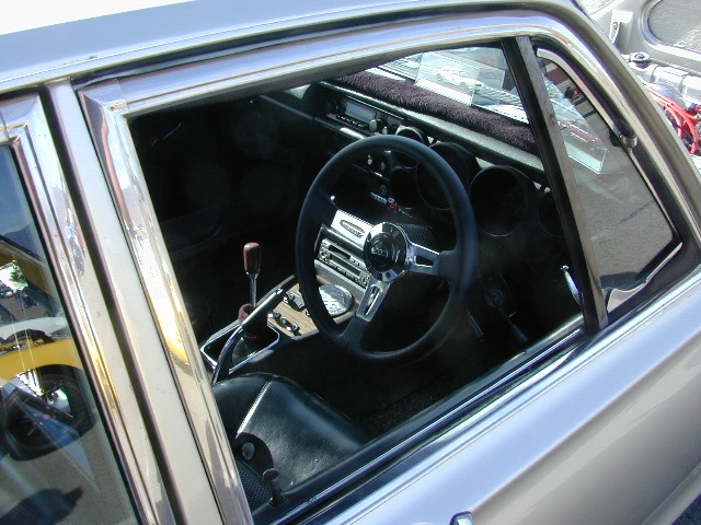 Skyline GT-R int